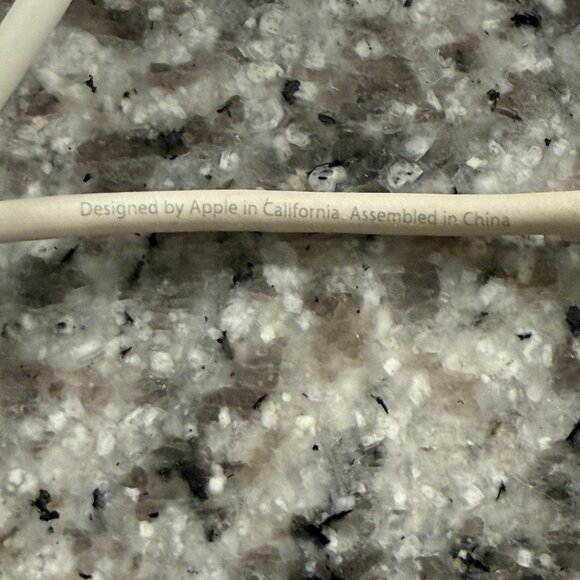 OEM Apple 3 feet 30 Pin To USB Charge Sync Cable for iPhone 3 3G 4 4s iPods - Picture 7 of 7